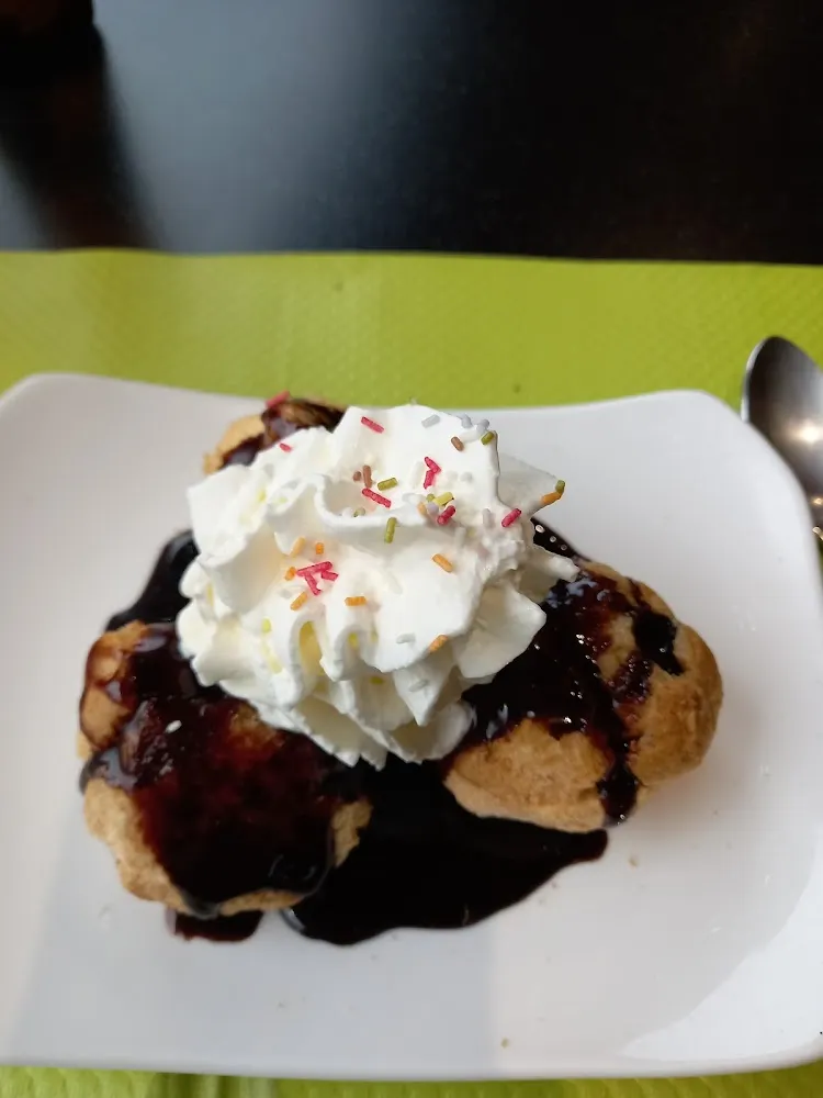 Profiteroles