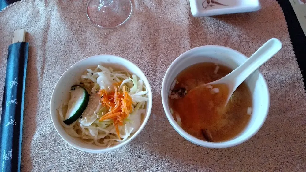 Soupe Miso Et Salade de Choux